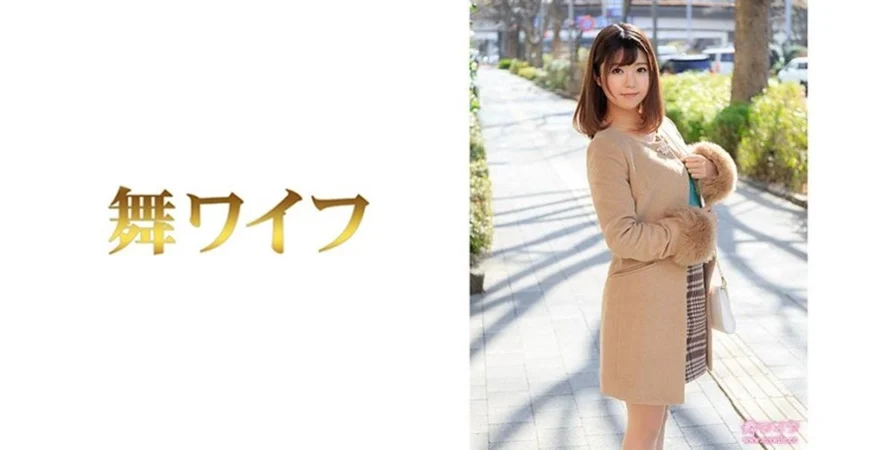 网红脸性感白皙三线美女嫩模兼职外围援交翘起小翘臀说